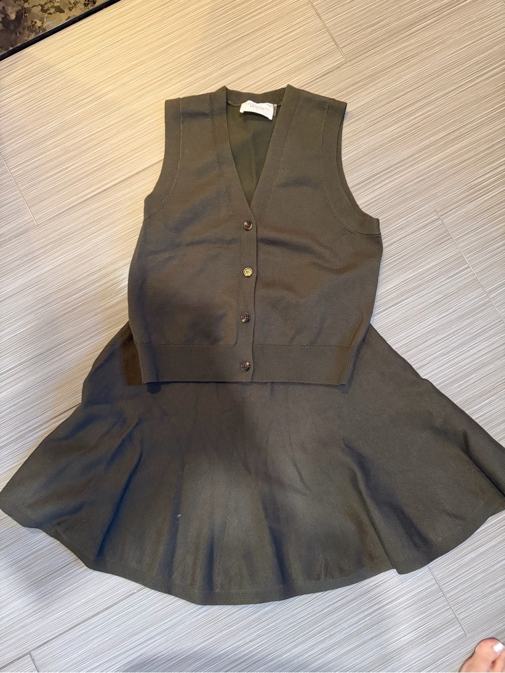 Connie Knit Vest and Mini Skirt Set (Olive) - Picture 2 of 4